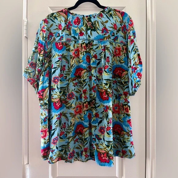 Intro. Blue and Red Floral Women's Top - Picture 7 of 7